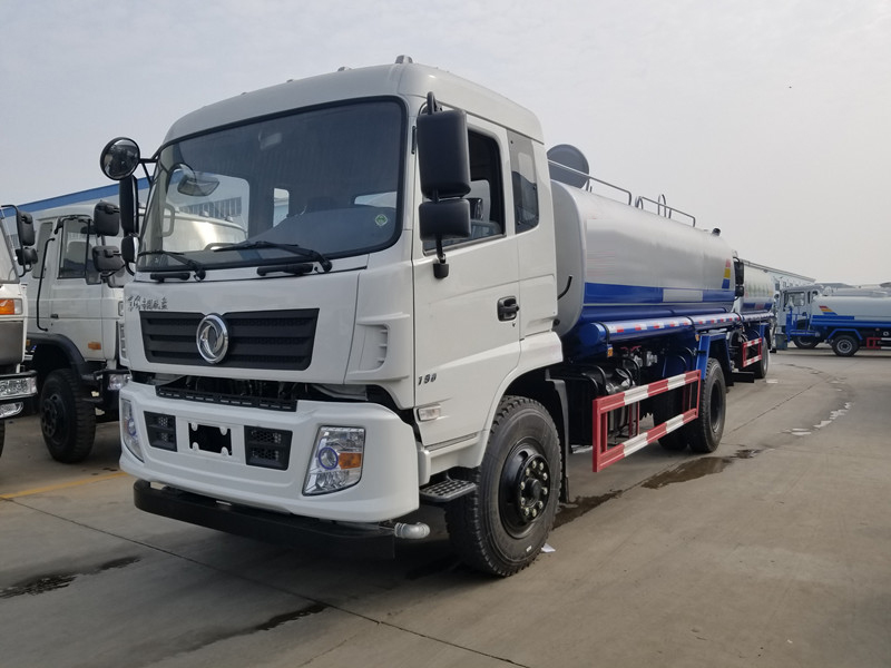 東風神宇15噸灑水車