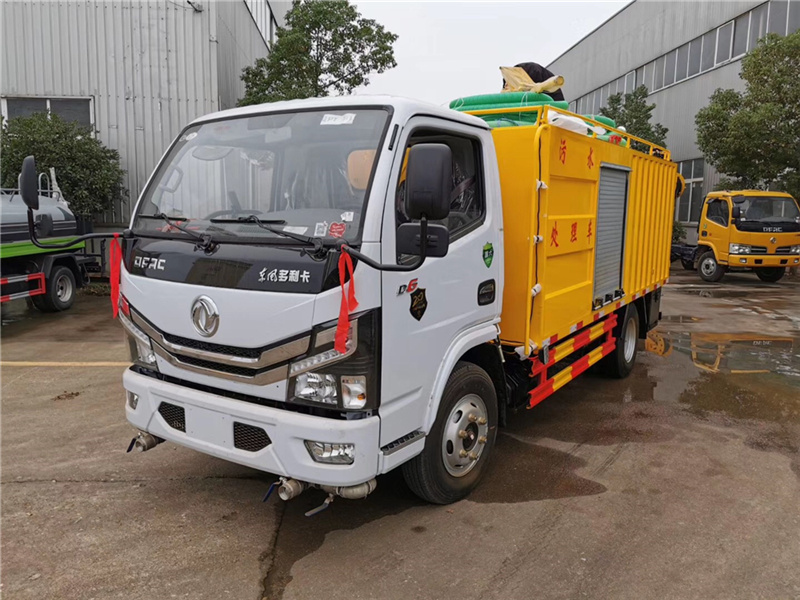 國六東風小多利卡污水處理車