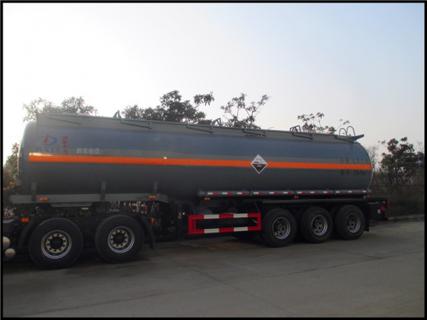 30-33方鹽酸罐車半掛|磷酸|過氧化氫|次氯酸鈉|亞硫酸